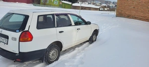 Универсал Nissan AD 2004 года, 300000 рублей, Красноярск