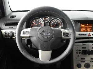 Седан Opel Astra 2008 года, 389900 рублей, Казань