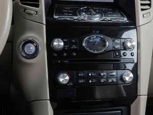 Внедорожник Infiniti QX70 2014 года, 2050000 рублей, Тюмень