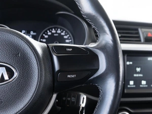 Седан Kia Rio 2019 года, 1690000 рублей, Волгоград