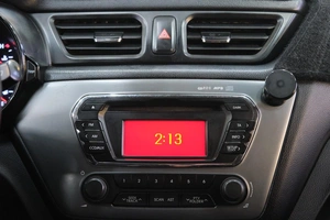 Седан Kia Rio 2014 года, 699000 рублей, Омск