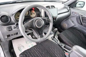 Внедорожник Toyota RAV4 2001 года, 669000 рублей, Красноярск