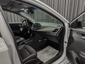 Седан Chevrolet Monza 2020 года, 1250000 рублей, Красноярск