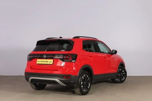 Внедорожник Volkswagen T-Cross 2021 года, 2209000 рублей, Новосибирск