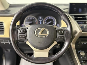 Внедорожник Lexus NX 2016 года, 2998900 рублей, Казань