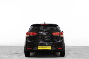 Хетчбэк Kia Rio 2017 года, 989000 рублей, Барнаул