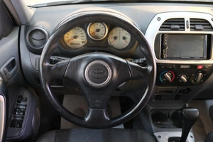 Внедорожник Toyota RAV4 2001 года, 849000 рублей, Омск