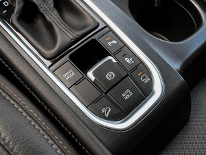 Внедорожник Hyundai Santa Fe 2019 года, 3729000 рублей, Волгоград