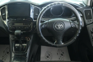 Внедорожник Toyota Kluger 2001 года, 879000 рублей, Омск