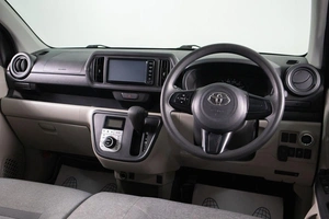 Хетчбэк Toyota Passo 2017 года, 999000 рублей, Сургут