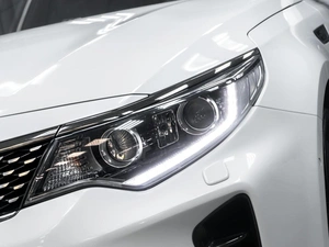 Седан Kia Optima 2017 года, 1979000 рублей, Тюмень