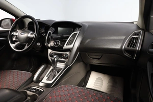 Хетчбэк Ford Focus 2013 года, 839000 рублей, Новосибирск