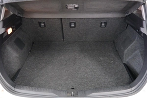 Хетчбэк Toyota Auris 2016 года, 1469000 рублей, Омск