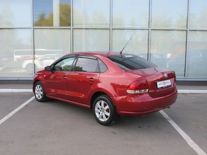 Седан Volkswagen Polo 2011 года, 685000 рублей, Брянск