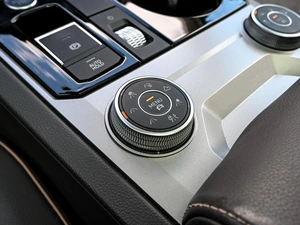 Внедорожник Volkswagen Touareg 2020 года, 7126900 рублей, Волгоград