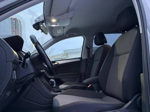 Внедорожник Volkswagen Tiguan 2021 года, 3179000 рублей, Ижевск