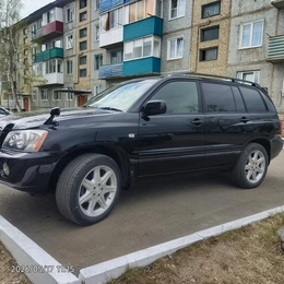 Внедорожник Toyota Kluger 2001 года, 975000 рублей, Канск