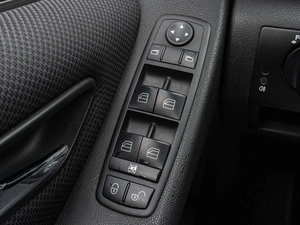 Хетчбэк Mercedes-benz A-класс 2012 года, 800000 рублей, Краснодар