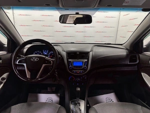 Хетчбэк Hyundai Solaris 2013 года, 865000 рублей, Красноярск