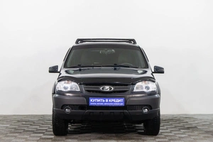 Внедорожник Chevrolet Niva 2018 года, 599000 рублей, Сургут