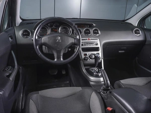 Хетчбэк Peugeot 308 2011 года, 580000 рублей, Ростов-на-Дону