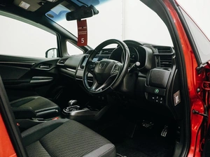 Хетчбэк Honda Fit 2017 года, 1079000 рублей, Красноярск