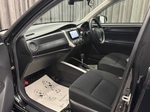 Универсал Toyota Corolla Fielder 2019 года, 1570000 рублей, Красноярск