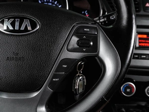 Хетчбэк Kia Rio 2017 года, 1059000 рублей, Воронеж