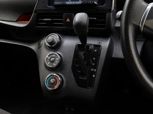 Минивэн Toyota Sienta 2019 года, 1440000 рублей, Краснодар