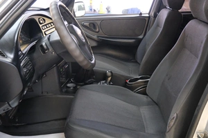 Внедорожник Chevrolet Niva 2010 года, 469000 рублей, Омск