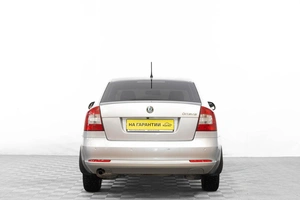 Лифтбек Skoda Octavia 2011 года, 719000 рублей, Барнаул