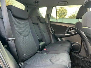 Внедорожник Toyota RAV4 2011 года, 1399000 рублей, Ижевск