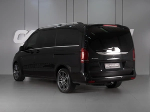 Минивэн Mercedes-benz V-класс 2017 года, 5230000 рублей, Красный Пахарь