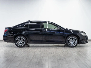 Седан Toyota Camry 2017 года, 2199000 рублей, Саратов