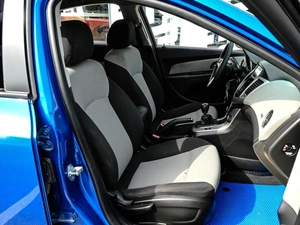 Седан Chevrolet Cruze 2011 года, 620000 рублей, Волгоград
