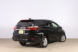 Универсал Honda Shuttle 2018 года, 1899000 рублей, Новосибирск