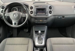 Внедорожник Volkswagen Tiguan 2015 года, 1395000 рублей, Солонцы