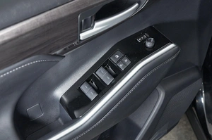 Внедорожник Toyota Highlander 2025 года, 5550000 рублей, Красноярск