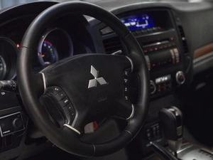 Внедорожник Mitsubishi Pajero 2007 года, 1319000 рублей, Красноярск