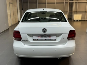 Седан Volkswagen Polo 2015 года, 797000 рублей, Красноярск