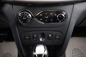 Хетчбэк Renault Sandero Stepway 2020 года, 1559000 рублей, Пермь