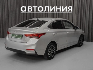 Седан Hyundai Solaris 2018 года, 1199000 рублей, Красноярск