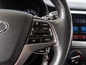 Седан Hyundai Solaris 2018 года, 1345000 рублей, Краснодар