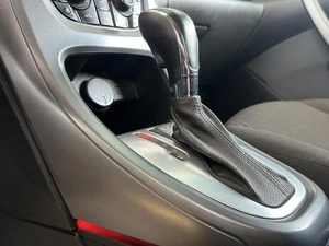 Хетчбэк Opel Astra 2014 года, 880000 рублей, Уфа