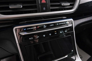 Внедорожник Kia KX3 2020 года, 2349000 рублей, Красноярск