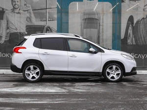 Внедорожник Peugeot 2008 2014 года, 709000 рублей, Тюмень