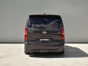 Минивэн Hyundai H-1 2019 года, 2870000 рублей, Краснодар