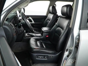 Внедорожник Toyota Land Cruiser 2012 года, 3295055 рублей, Москва
