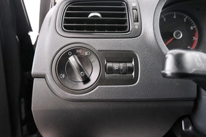 Седан Volkswagen Polo 2016 года, 989000 рублей, Красноярск