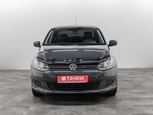 Седан Volkswagen Polo 2012 года, 875000 рублей, Красноярск